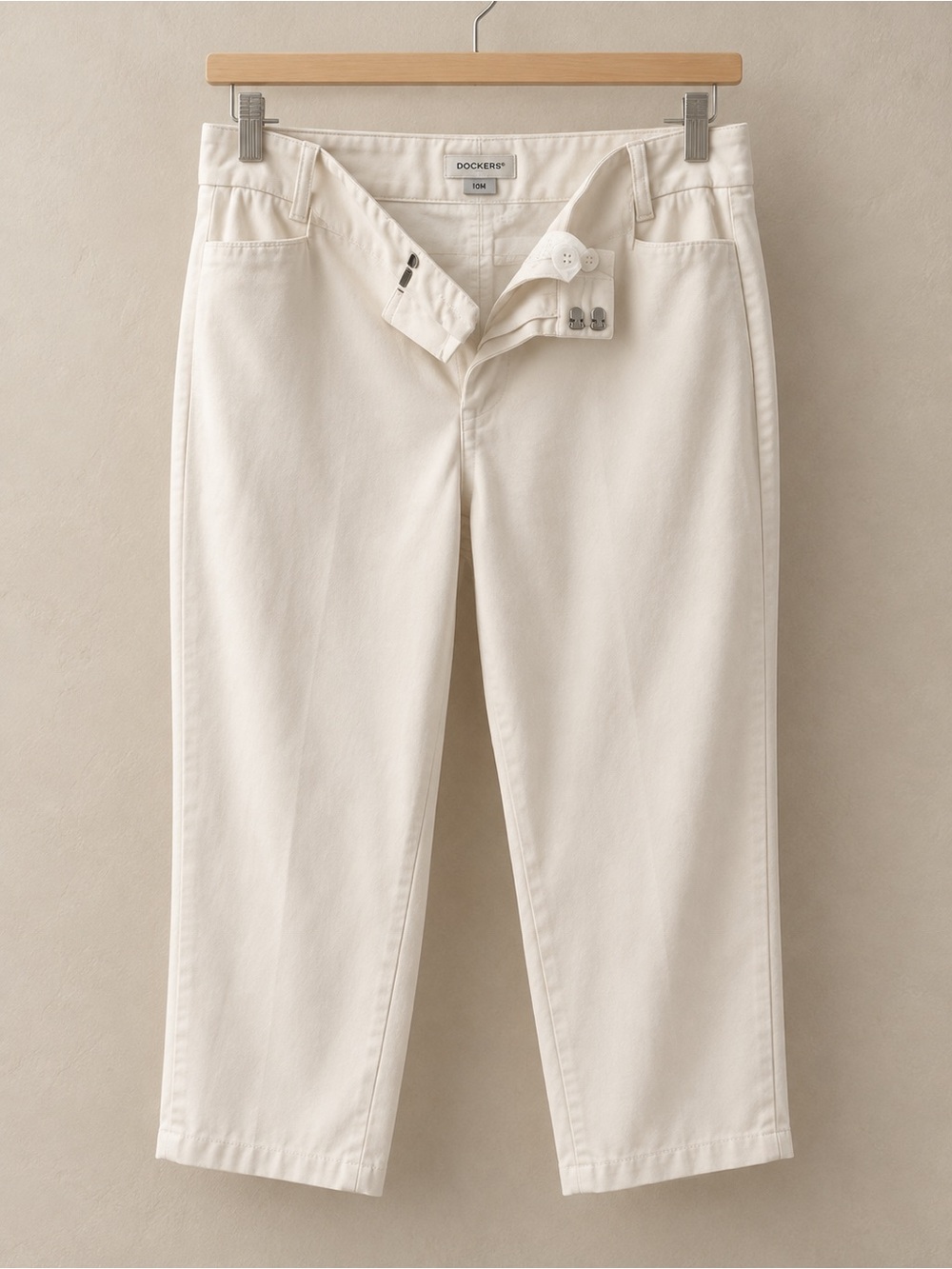 Dockers Women's Cream Ankle Cropped Jeans